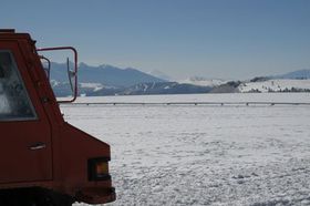 雪上車
